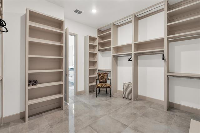 Building Photo - 7519 Robin Rd