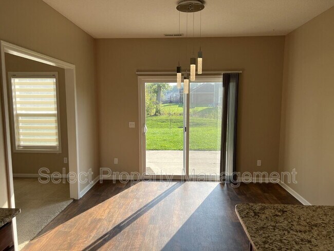 Building Photo - 12860 Starling Cove