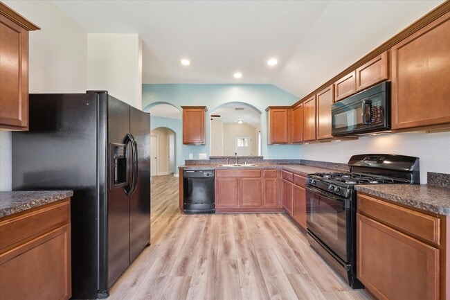 Building Photo - 3129 Sun Terrace Ln