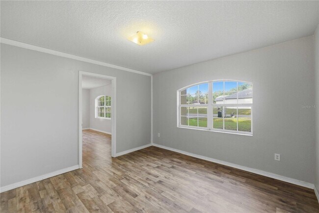 Building Photo - 91 Fir Dr