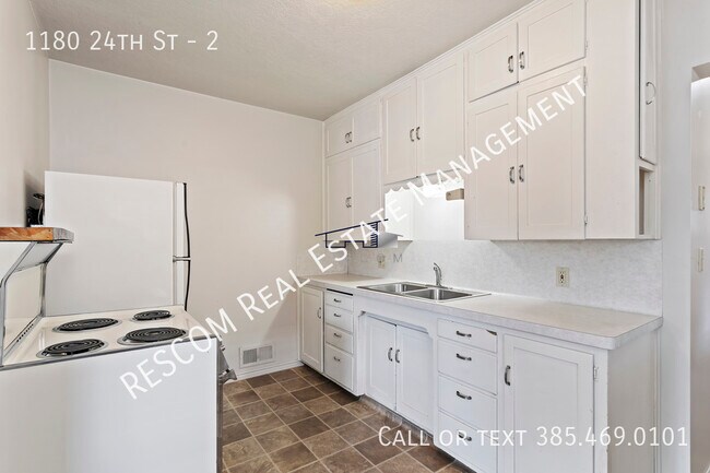 Building Photo - 1180 24th St