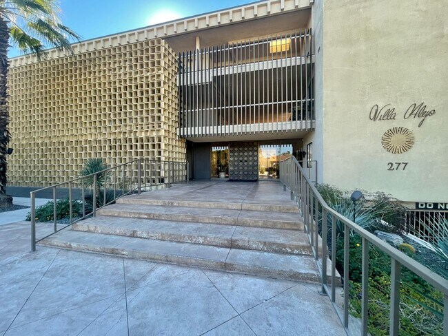 Primary Photo - AVAILABLE NOW !! 2 Bedroom 2 Bathroom Cond...