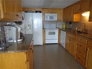Building Photo - 112 Harbor Dr