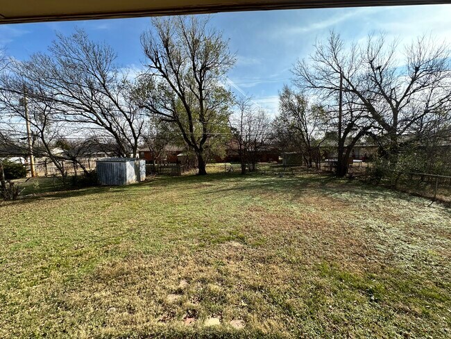 Building Photo - 2638 SW 60th St