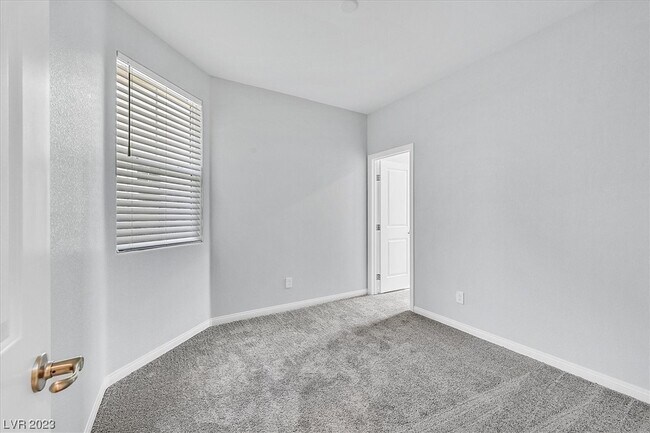 Building Photo - 2388 Bellinzona Pl