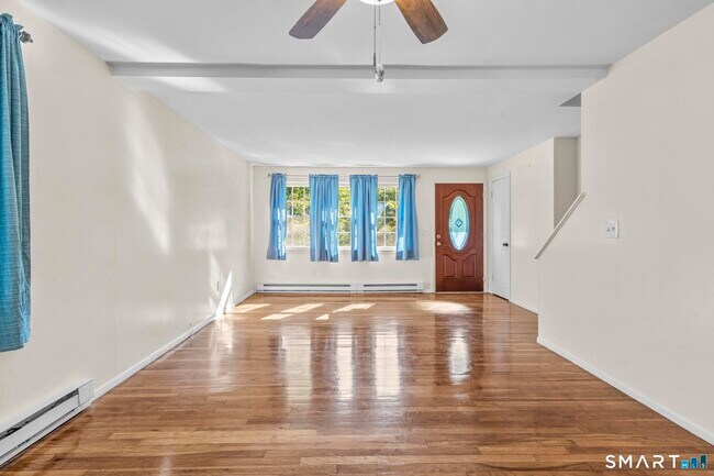 Building Photo - 675 Millville Ave
