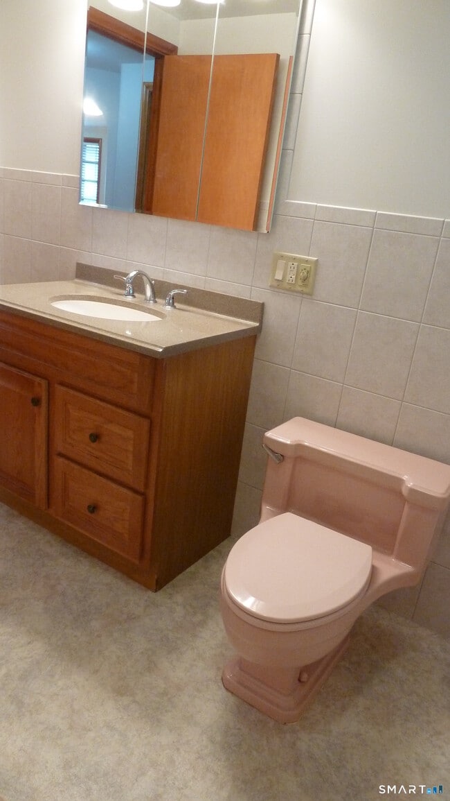 Building Photo - 223 Eno Ave