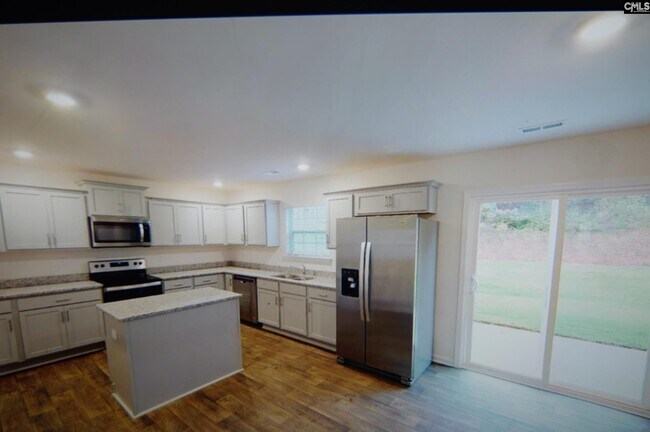 Building Photo - 457 Delahays Rd