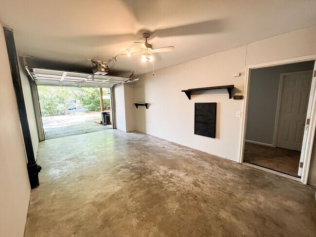 Building Photo - 193 Kinloch Ct
