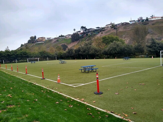 Building Photo - 12655 Bluff Creek Dr