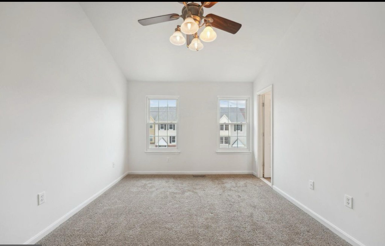 Building Photo - 7813 Flager Cir