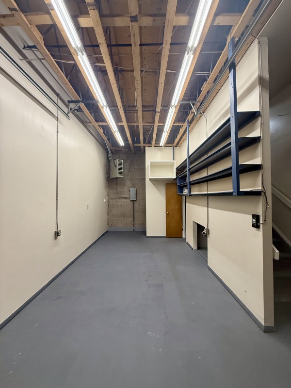 Building Photo - 733 Costilla St