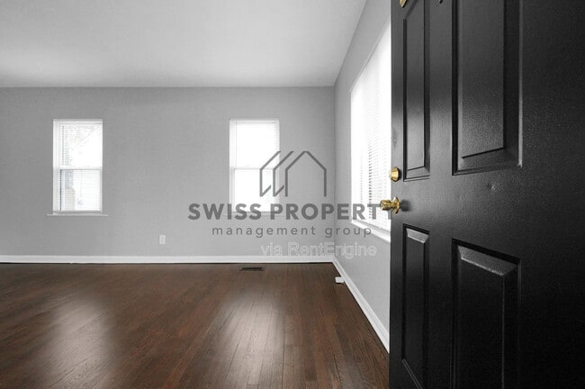 Building Photo - 2229 Middlehurst Dr