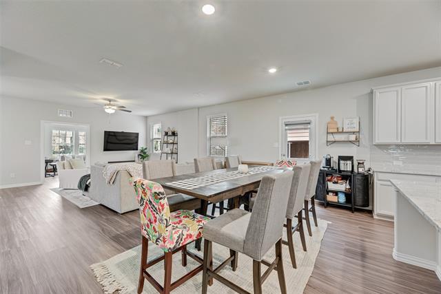 Building Photo - 3830 Norway Mews