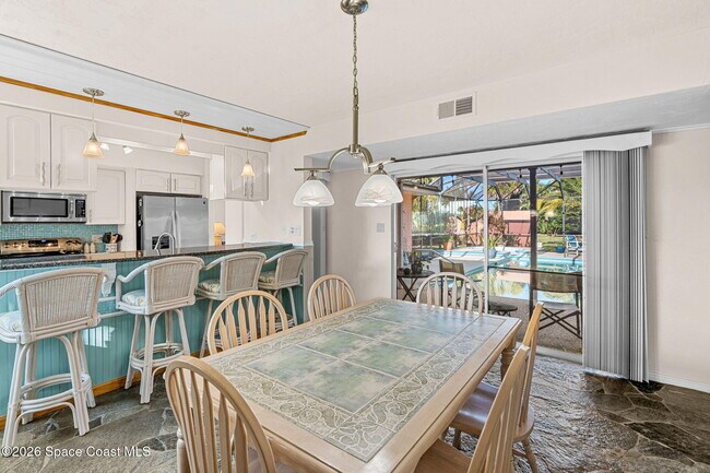 Building Photo - 1044 Samar Rd