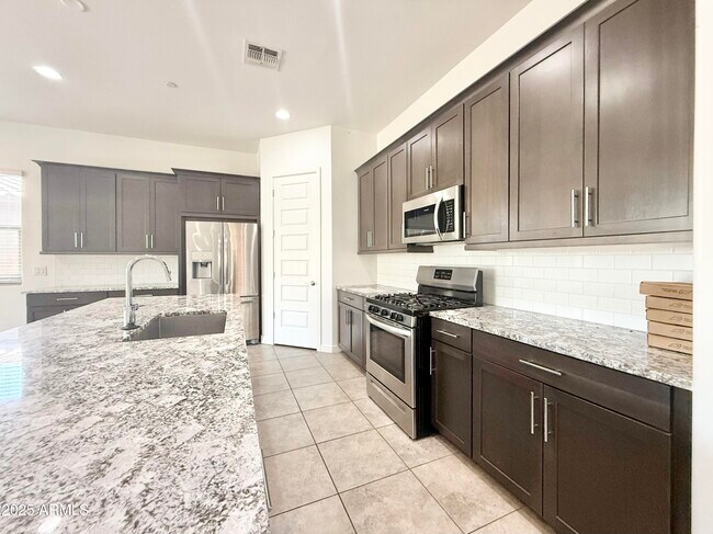 Building Photo - 12534 W Calle De Baca