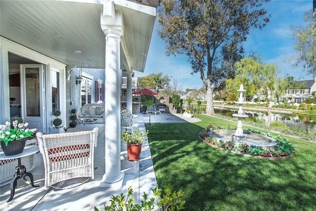 Building Photo - 27016 Island Rd