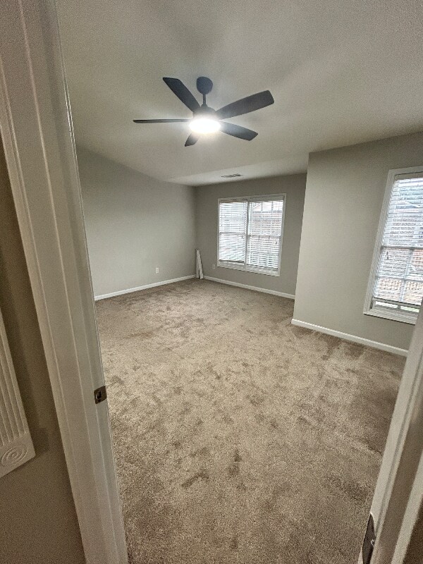 Building Photo - 364 Beynon Terrace