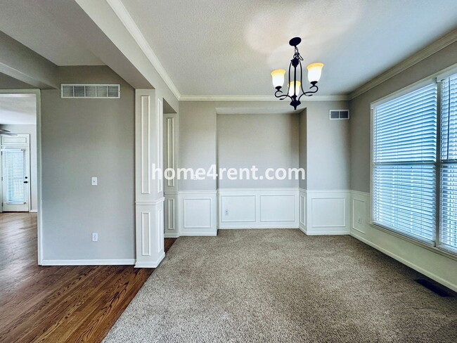 Building Photo - Beautiful Overland Park Home in Blue Valle...
