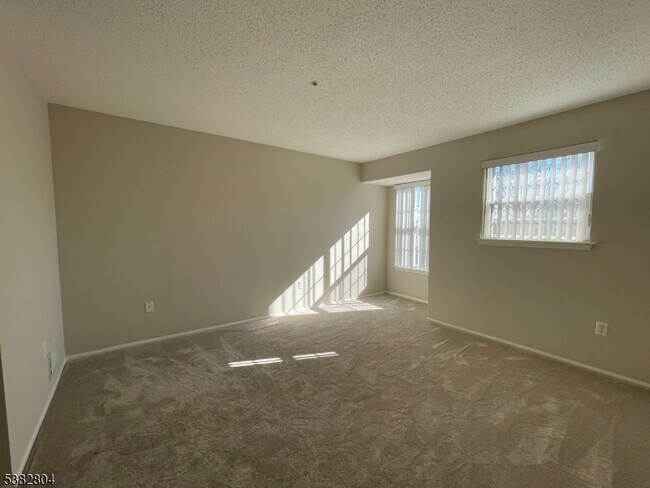 Building Photo - 1242 Garrison Ct