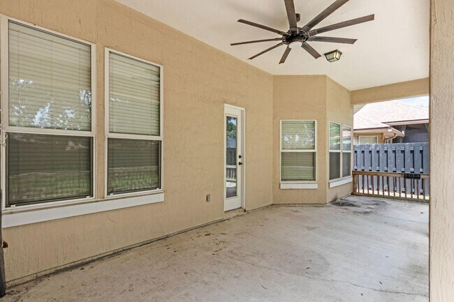 Building Photo - 14617 E Zachary Dr