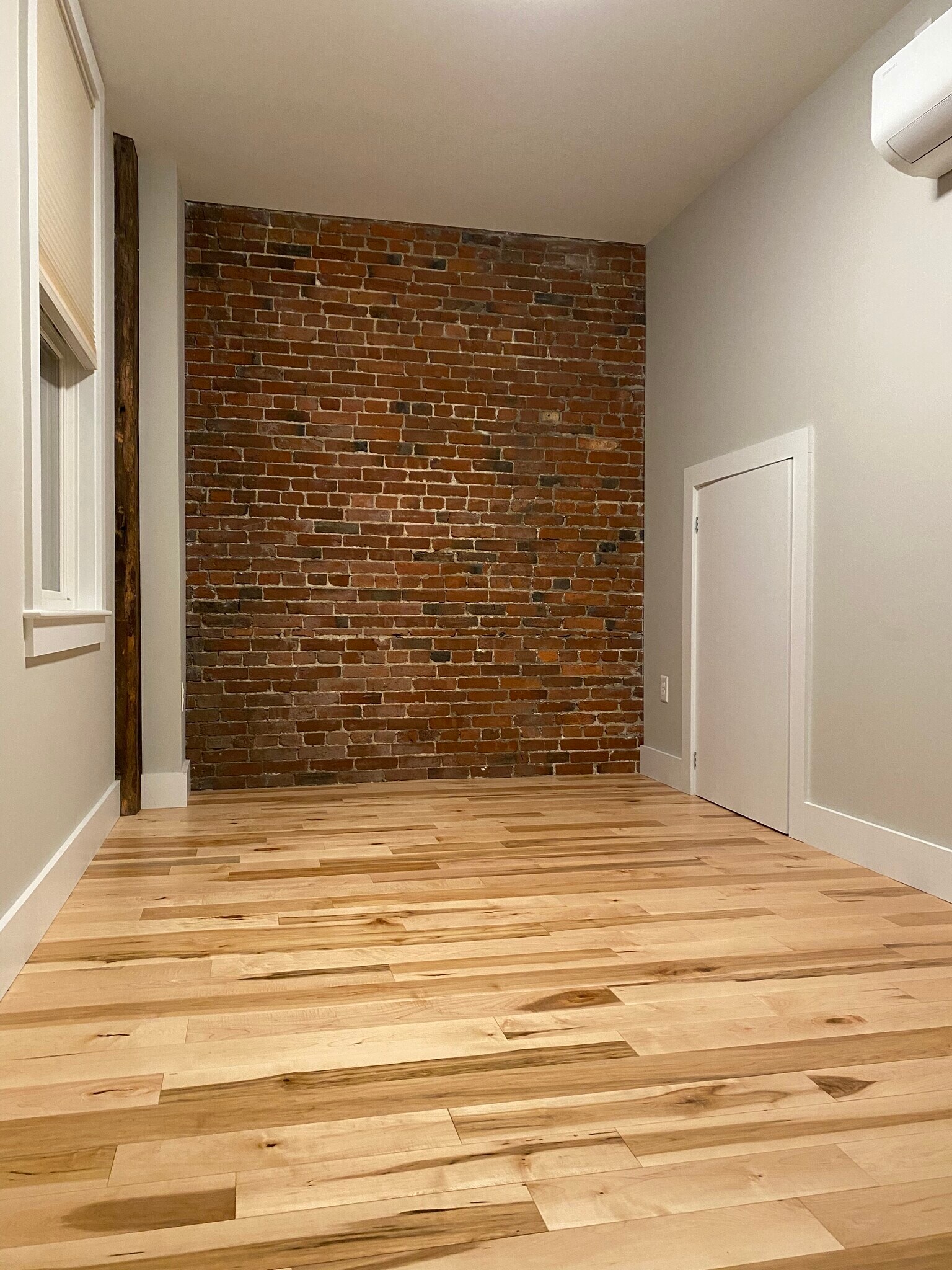 Bedroom - 45 Market St