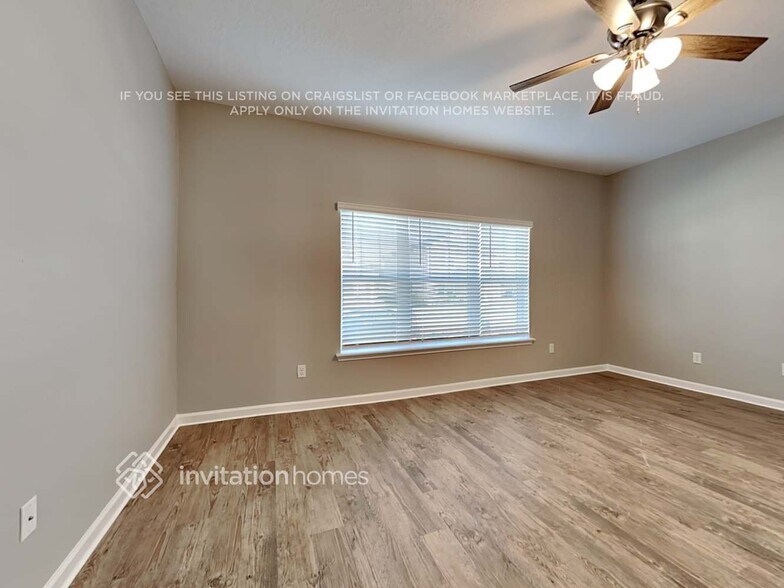 Building Photo - 279 Clarys Run