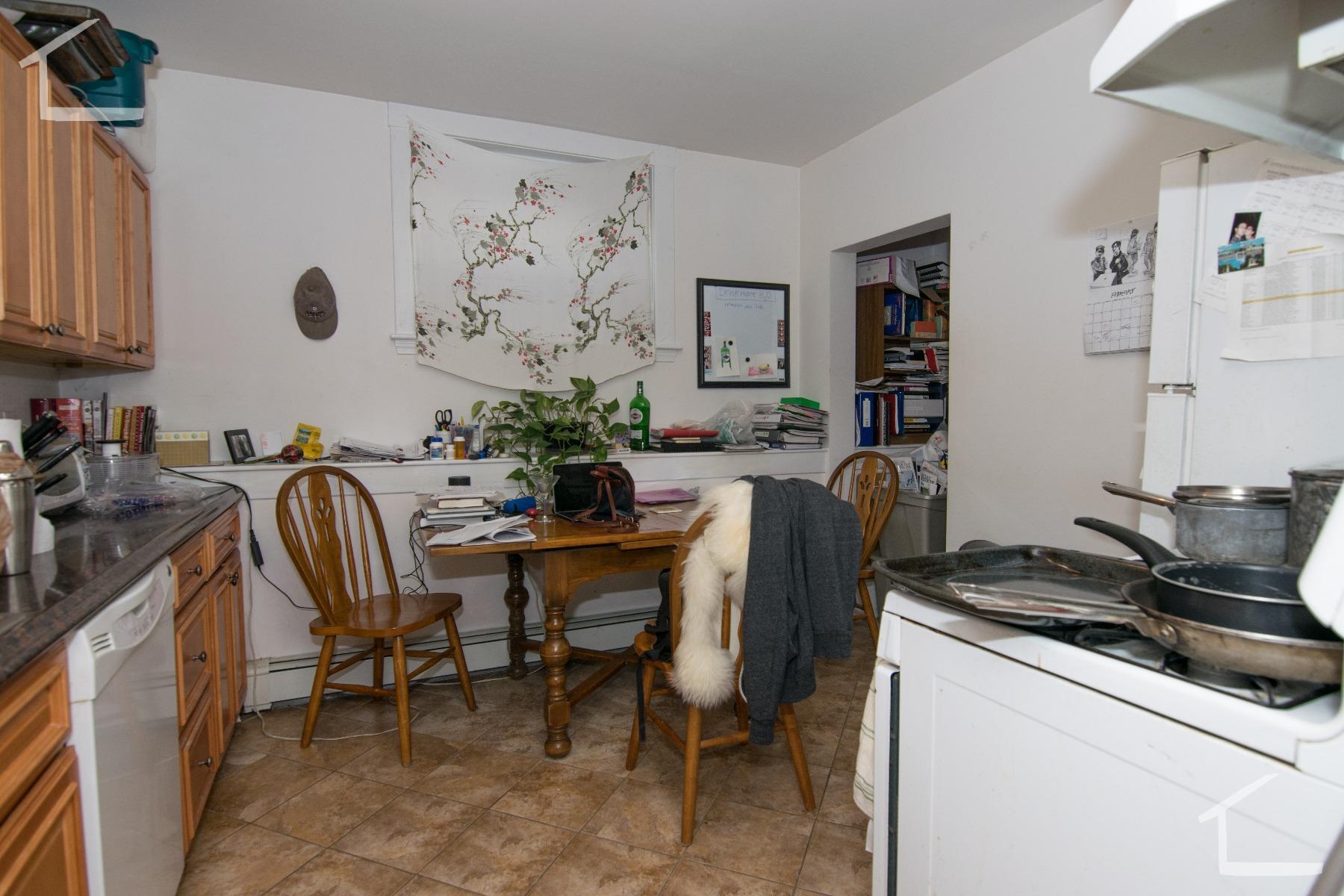 Building Photo - 8 Saint Lukes Rd