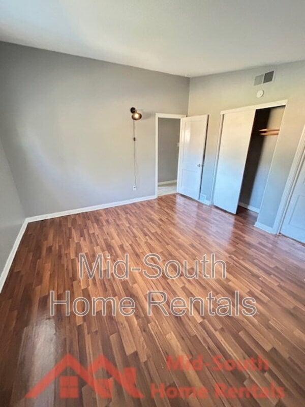Building Photo - 803 Ledbetter Ave