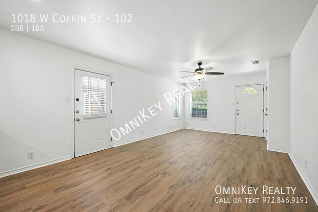 Building Photo - 1018 W Coffin St