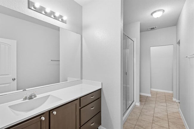 Building Photo - 261 Northern Flicker St