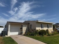 Building Photo - AWESOME 3 BEDROOM 1 BATH HOME - TORRANCE