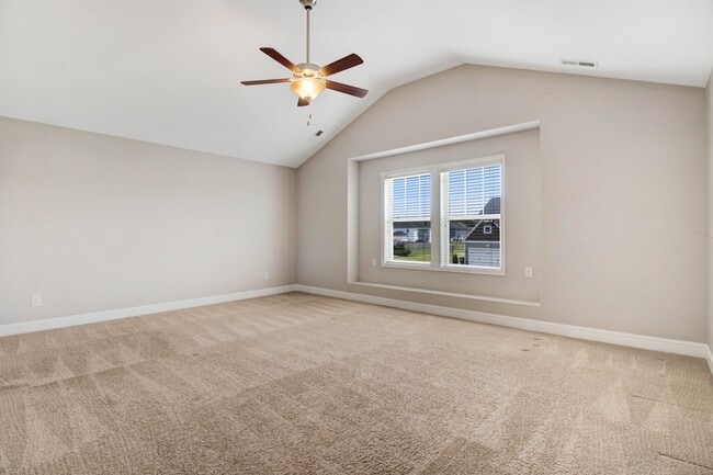 Building Photo - 301 Korbel Dr
