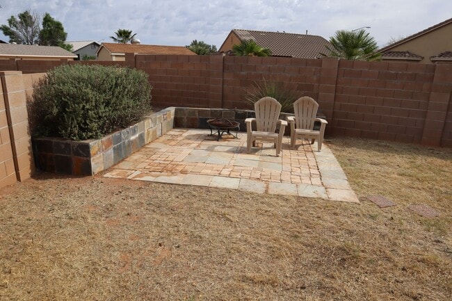 Building Photo - Two Story Beautiful Home You'll Want To See!