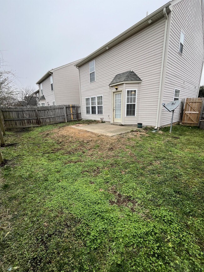 Building Photo - 2630 River Meade Way