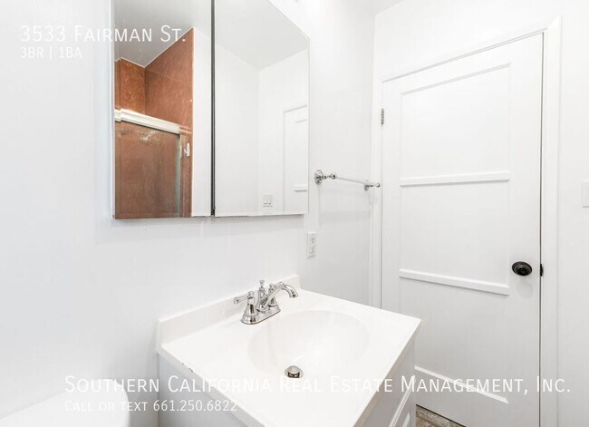 Building Photo - 3533 Fairman St
