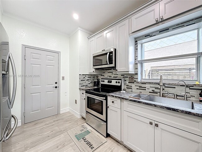 Building Photo - 14097 SW 51st Ln