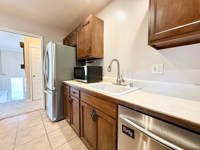 Building Photo - 1163 Grand Teton Dr