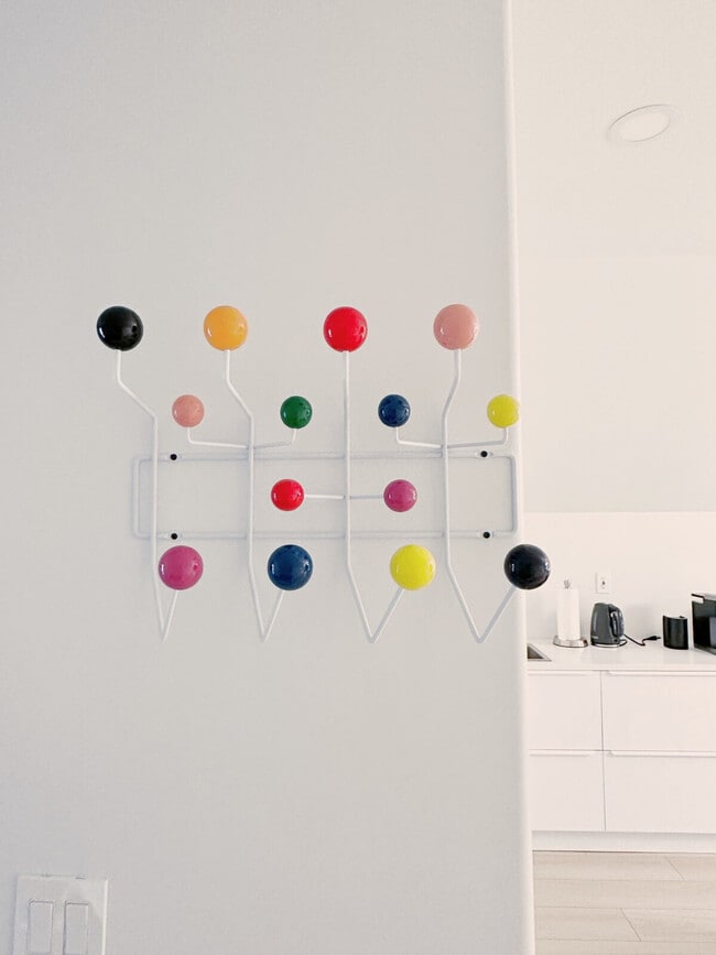 Building Photo - 854 W 13th Ave