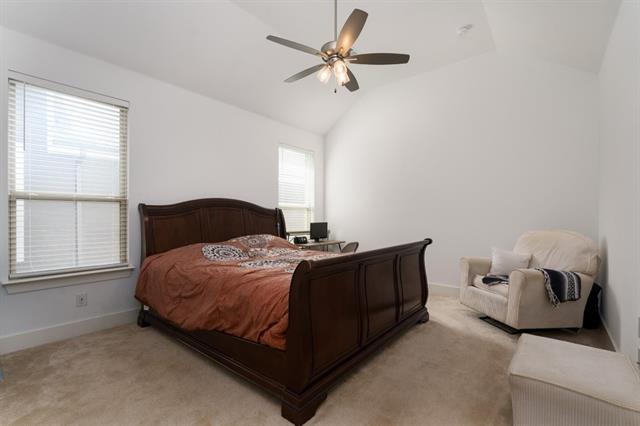 Building Photo - 2521 Elm Pl