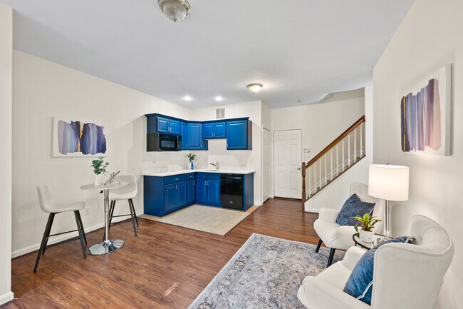 Building Photo - 13438 Burrough Farm Dr