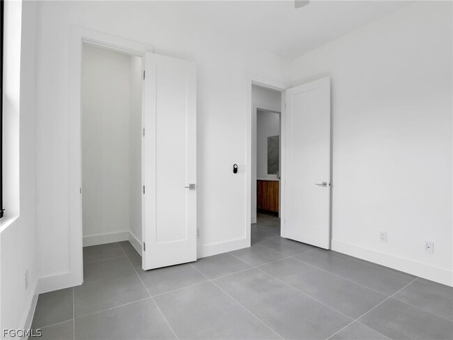 Building Photo - 6191 Kambach St