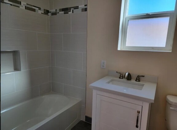 Building Photo - 435 E Drachman St