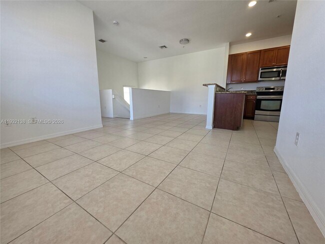 Building Photo - 9070 Preston Pl