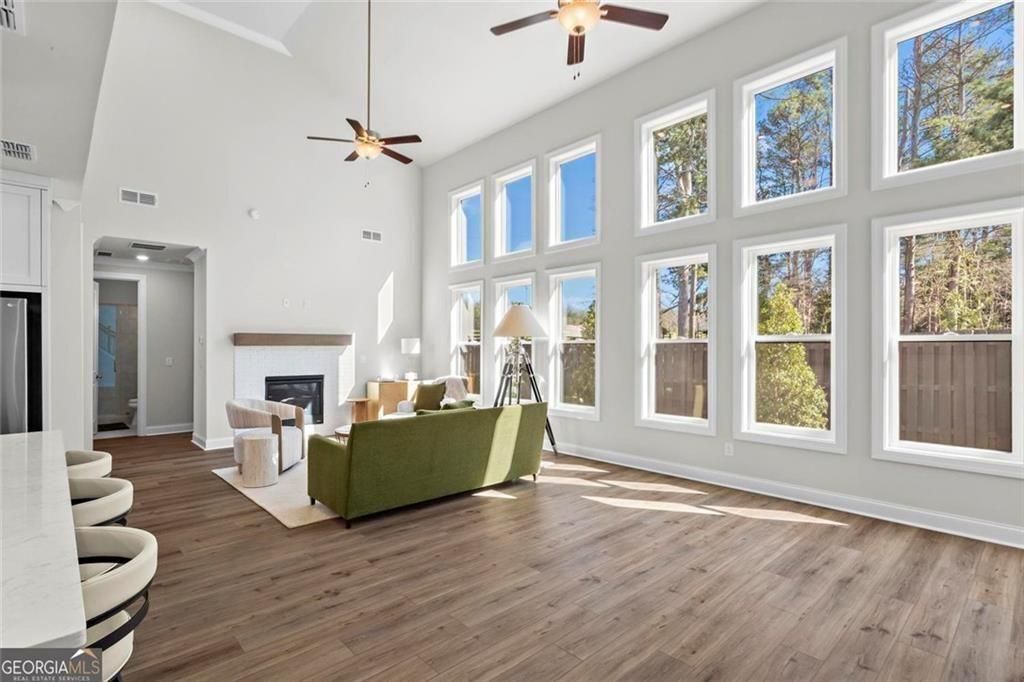 Building Photo - 491 Pearl St