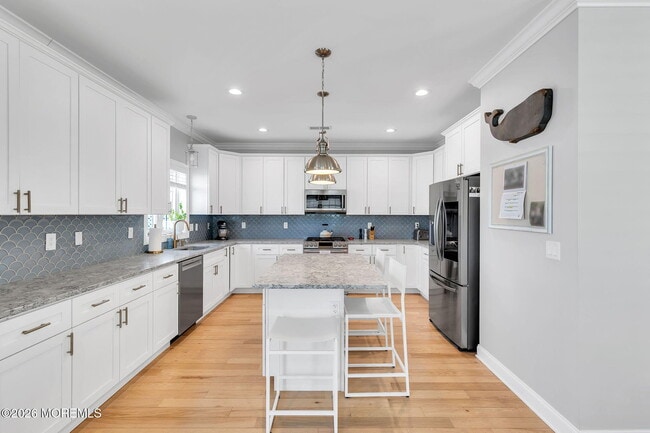 Building Photo - 12 4th St