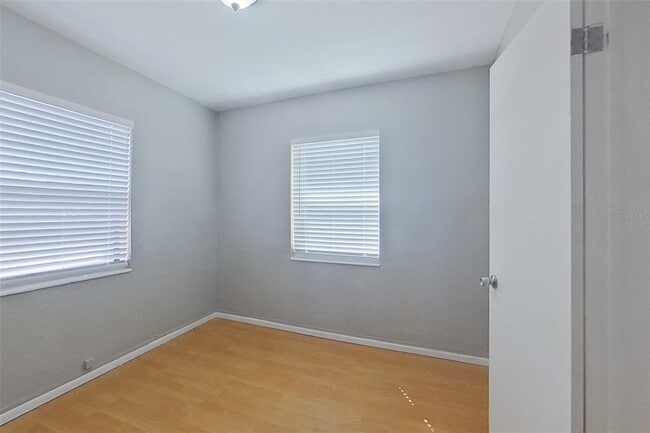 Building Photo - 5140 17th Ave N