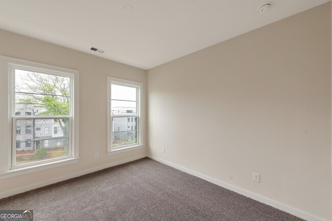 Building Photo - 1807 Brandsford St NW