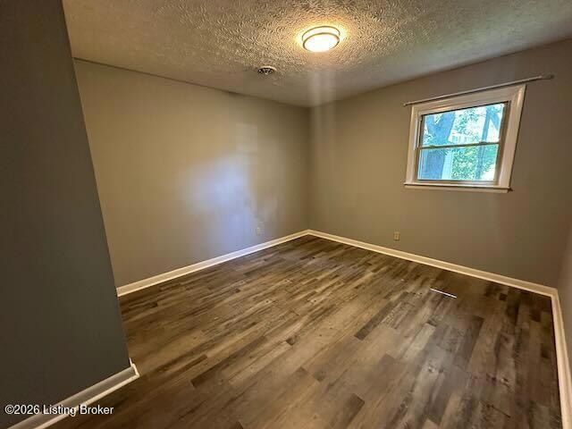 Building Photo - 401 Embry Villa Dr