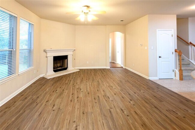 Building Photo - 205 Arrowhead Trail
